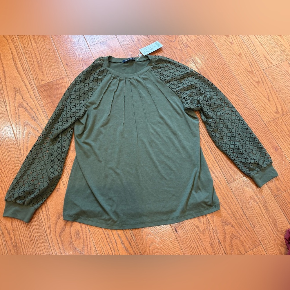 Automet Lace Sleeve Blouse – Olive Green – Size Large – NWT